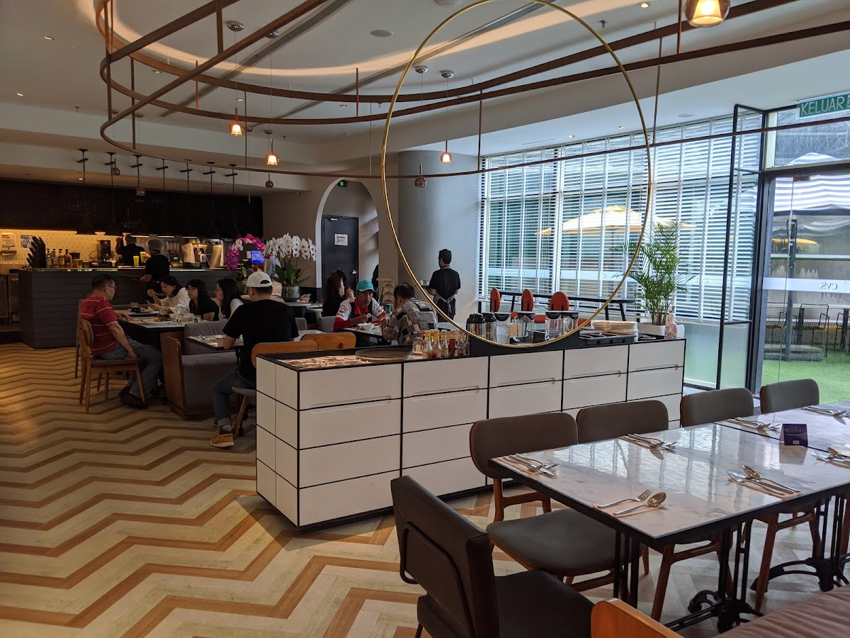 Dish Room Restaurant